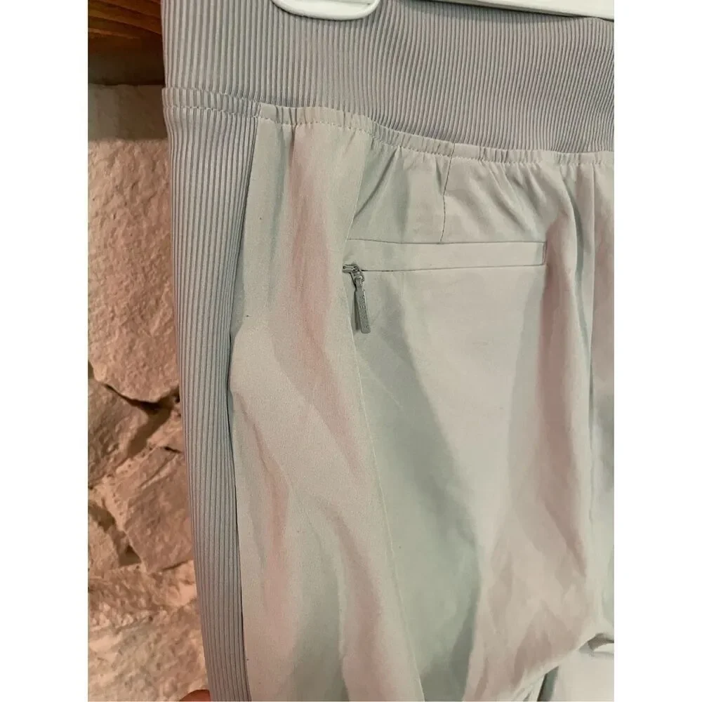 Athleta Womens grey Pull On Flat‎ Front Mid-Rise Ankle Pants Size 2